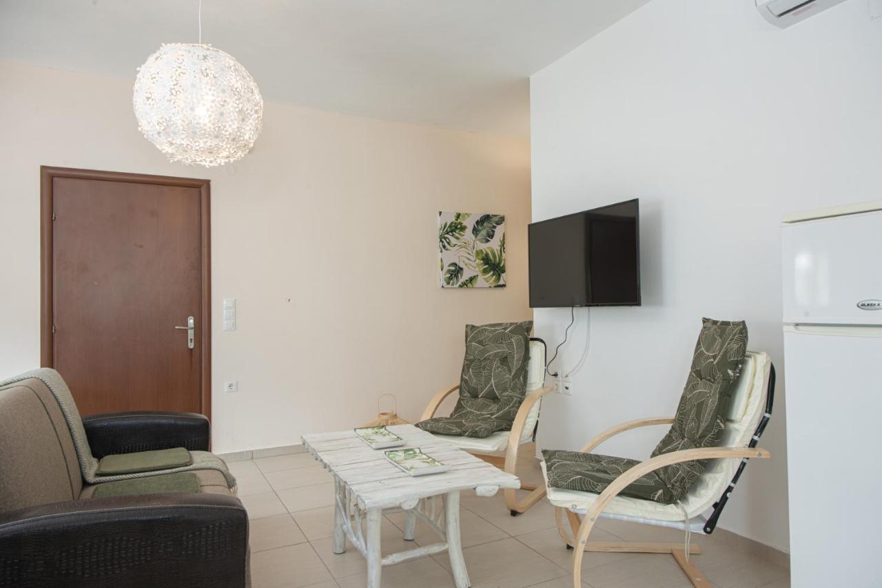 Chrisambelos Apartments Istron Extérieur photo
